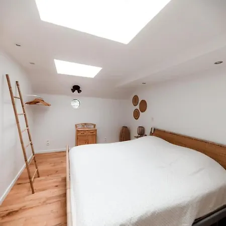 Holiday home 2 Sur La Meuse A